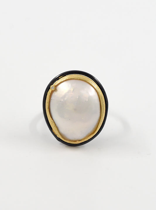 Mother of Pearl Ring with Diamond