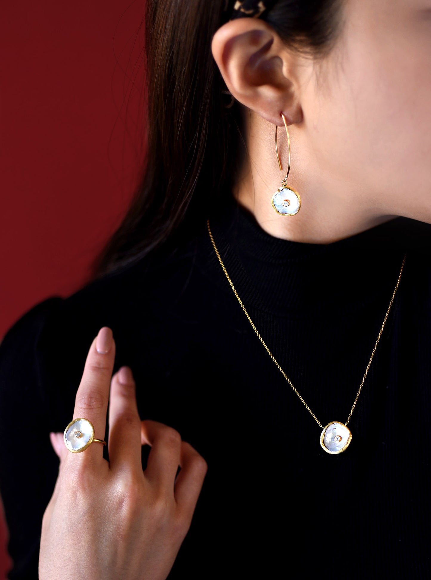 Coin Pearl CZ Wire Hook