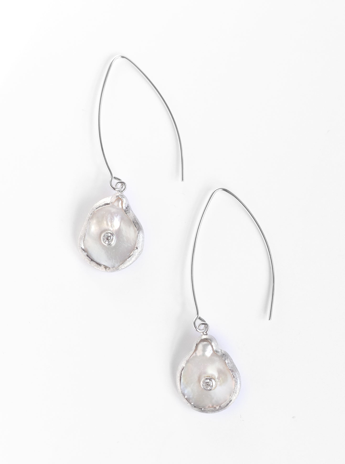 Coin Pearl CZ Wire Hook
