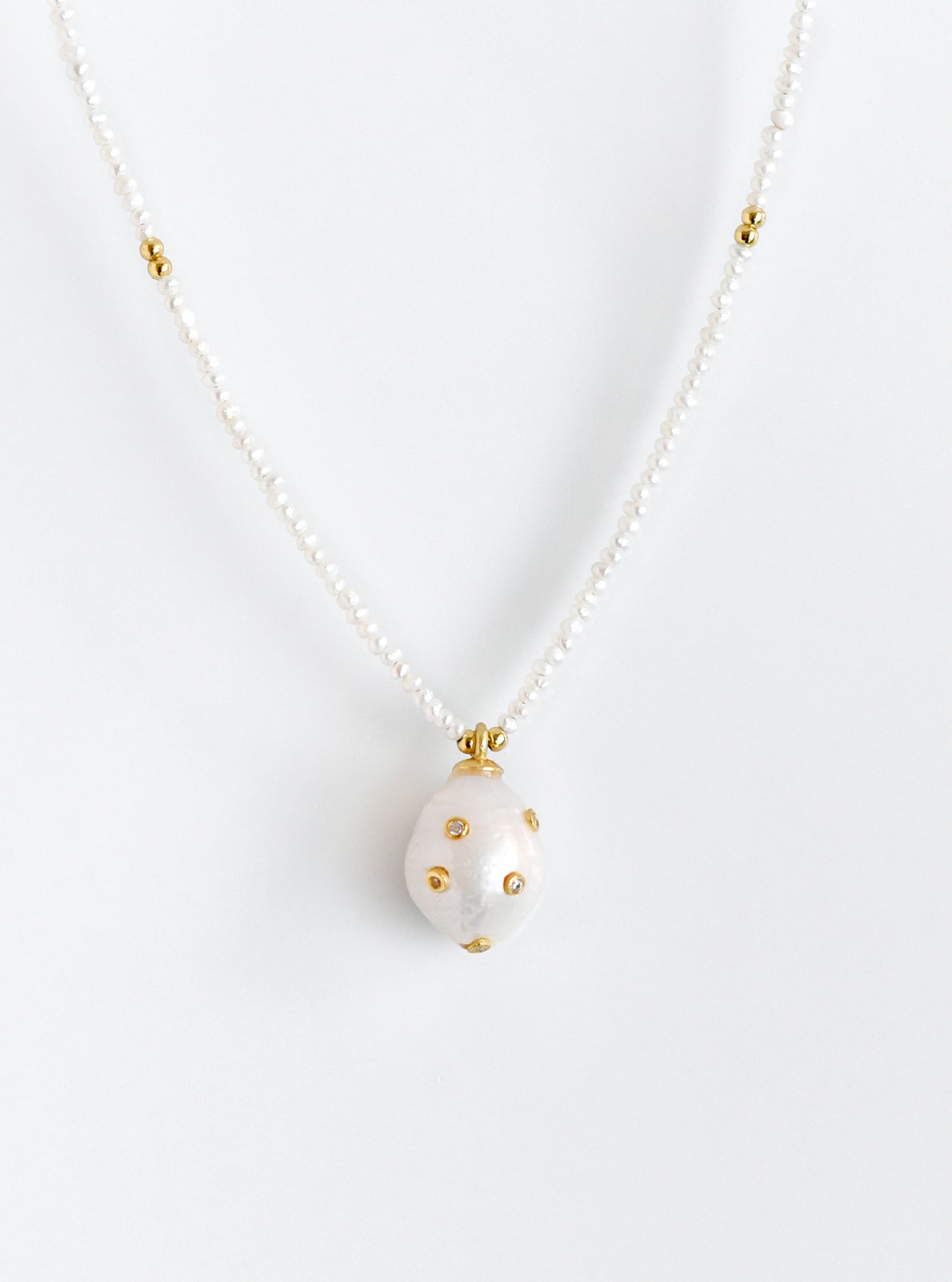 Natural Baroque Pearl with beaded Pearl Necklace
