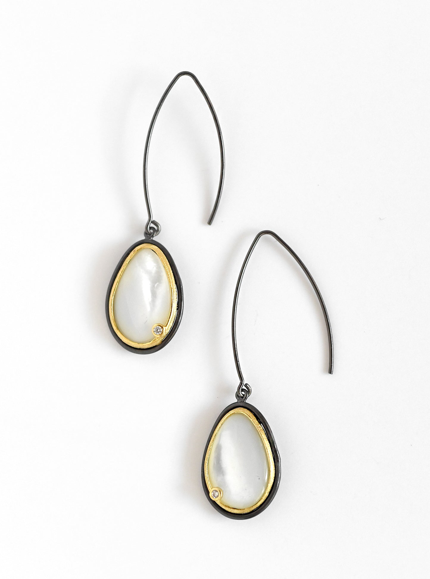 Shelly Teardrop Dangle Earrings