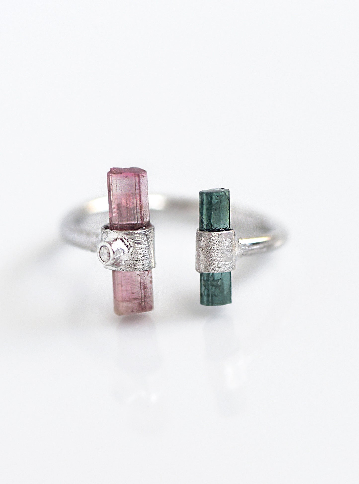 Tourmaline Parallel Double Bar With Diamond Ring