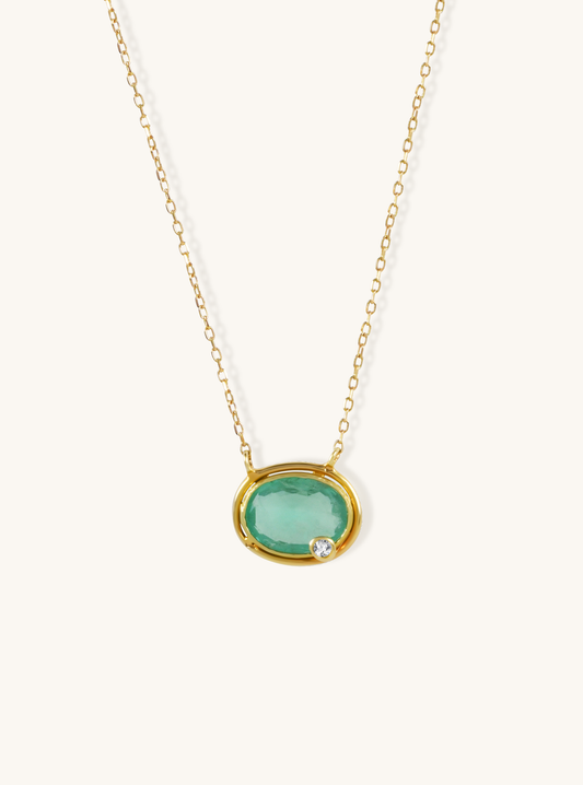 Natural Emerald with Diamond in 18K Gold