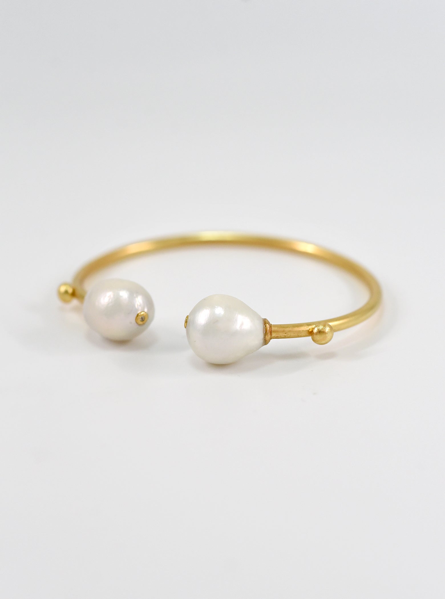 ☆ENGBROX☆ silver925  white pearl earring EBEA23042SV snow white pearl earring - ENGBROX | 60% - Asian Fashion