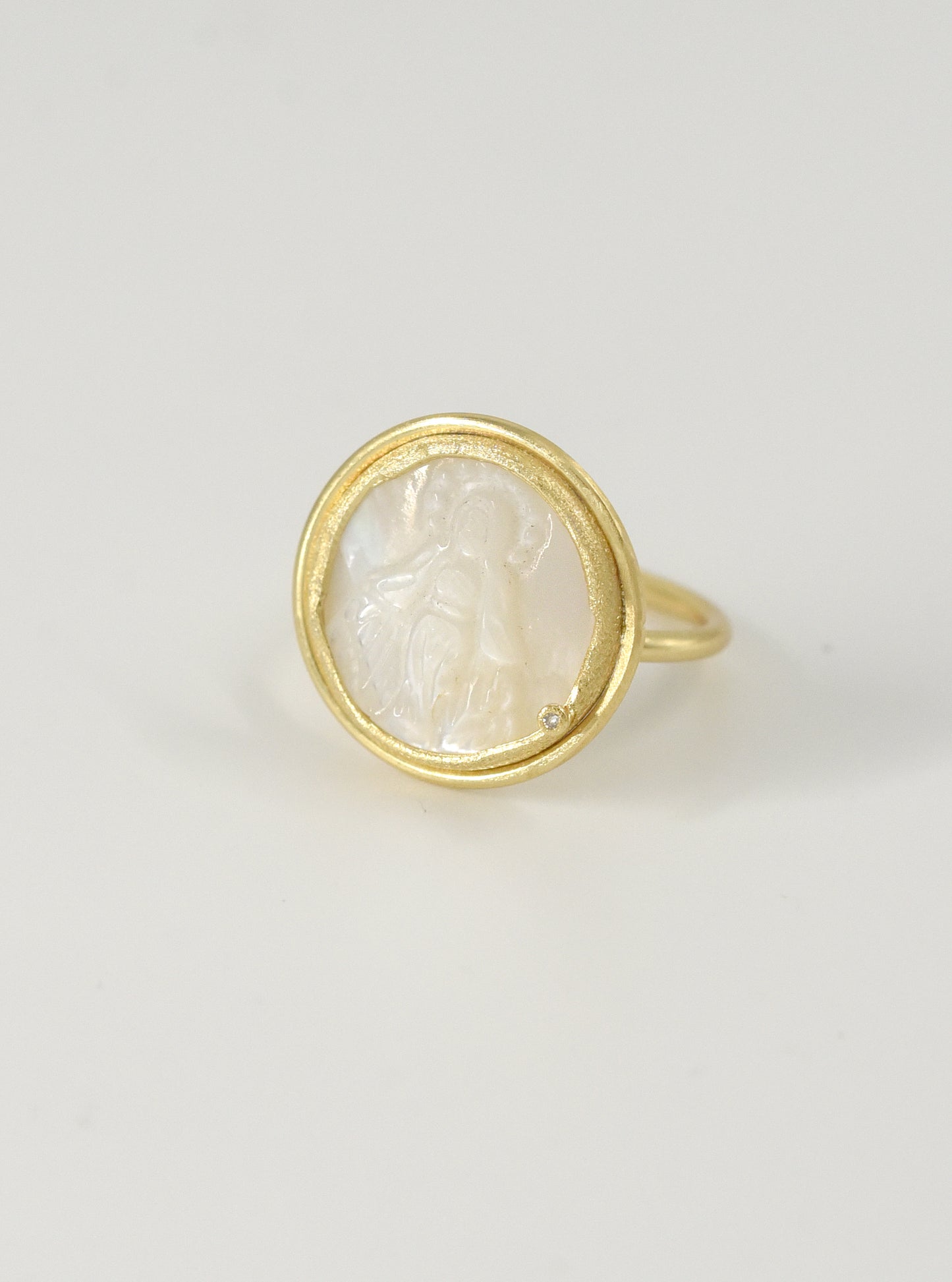 Virgin Mary Craved
Mother of Pearl Ring