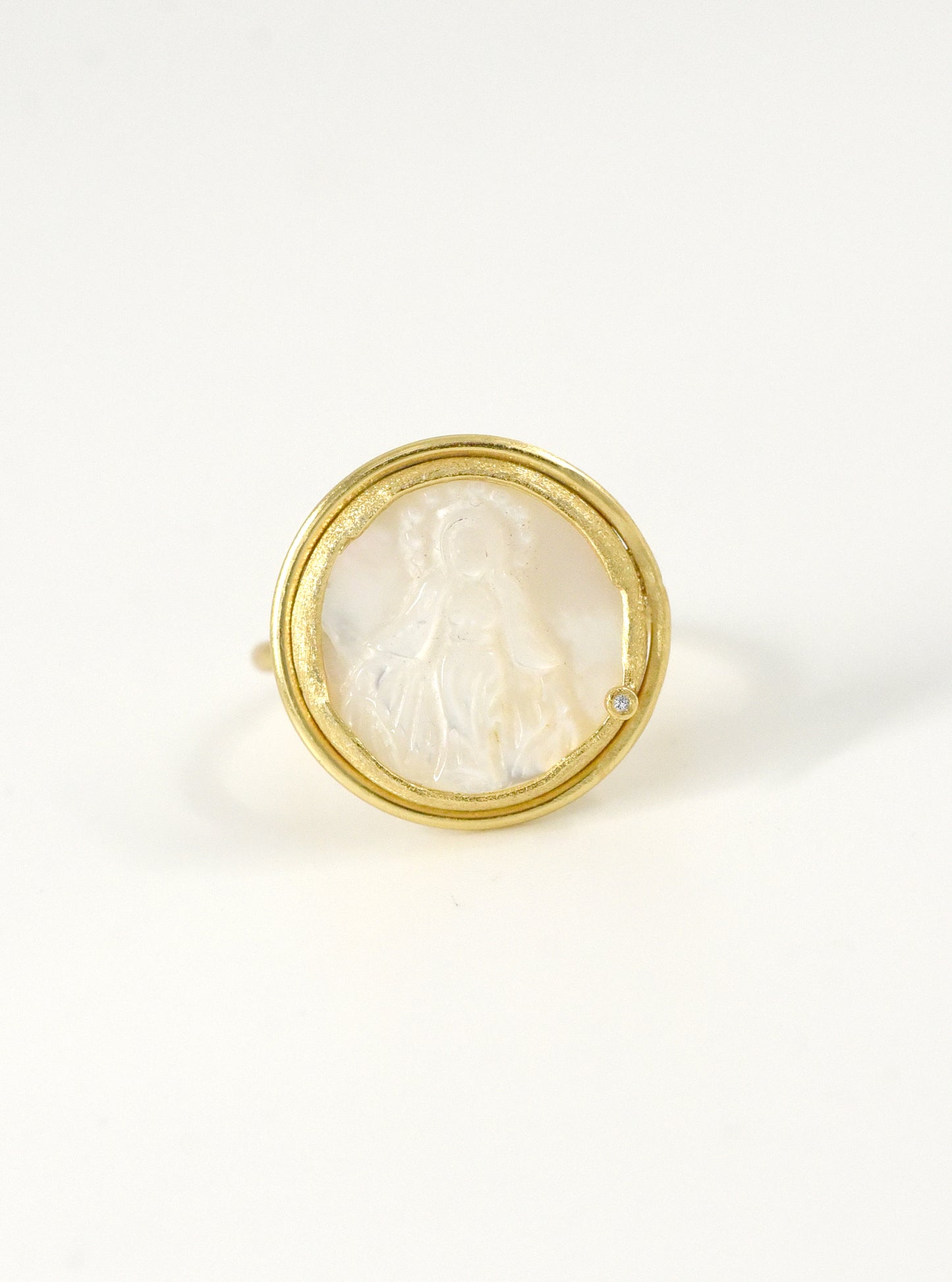 Virgin Mary Craved
Mother of Pearl Ring